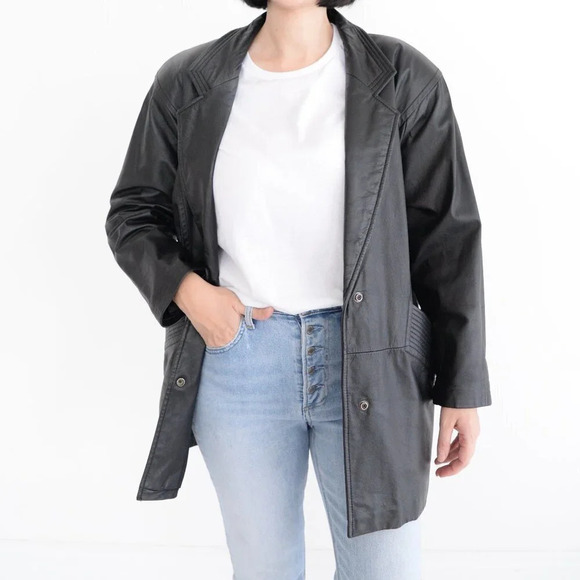 Vintage Petite Sophisticate  Black Button Down Leather Jacket Size Small - Picture 3 of 13